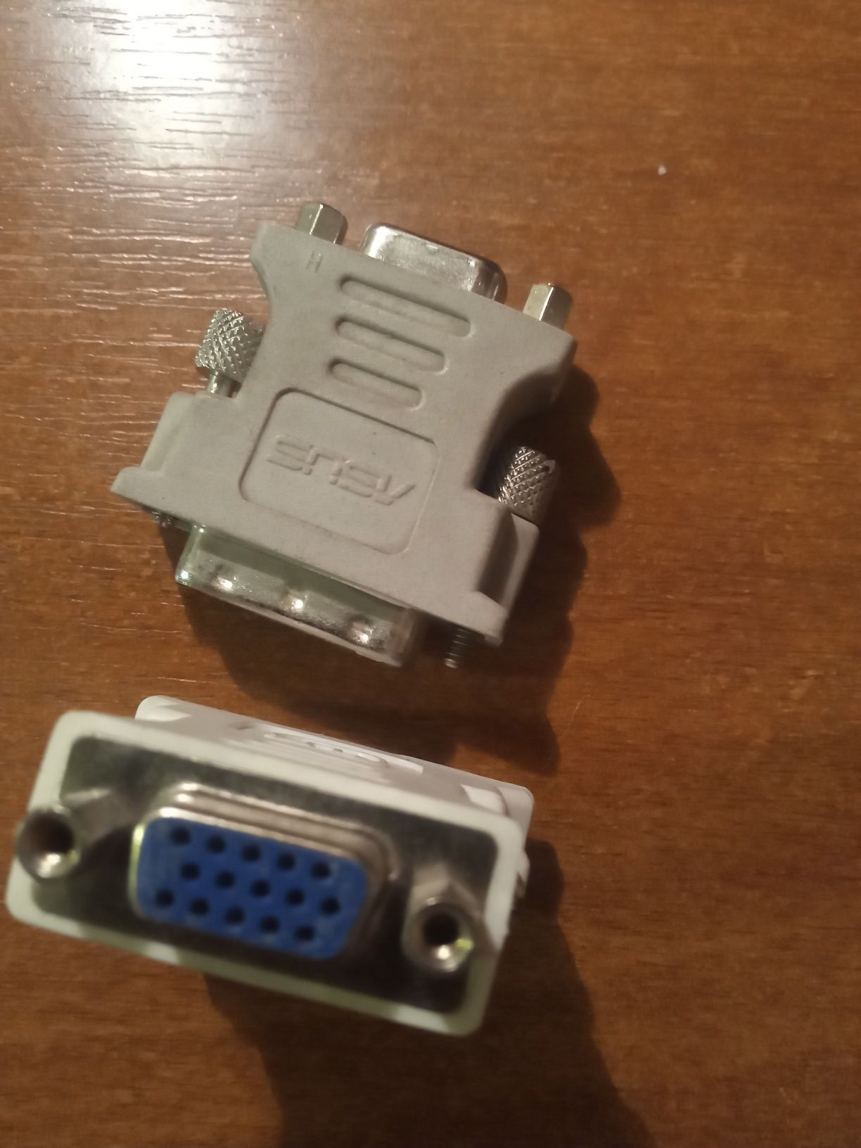 новые USB шнуры ,длина 2,3метра,переходники с dvi на вга