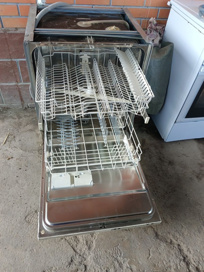 Посудомоечная машина Whirlpool
