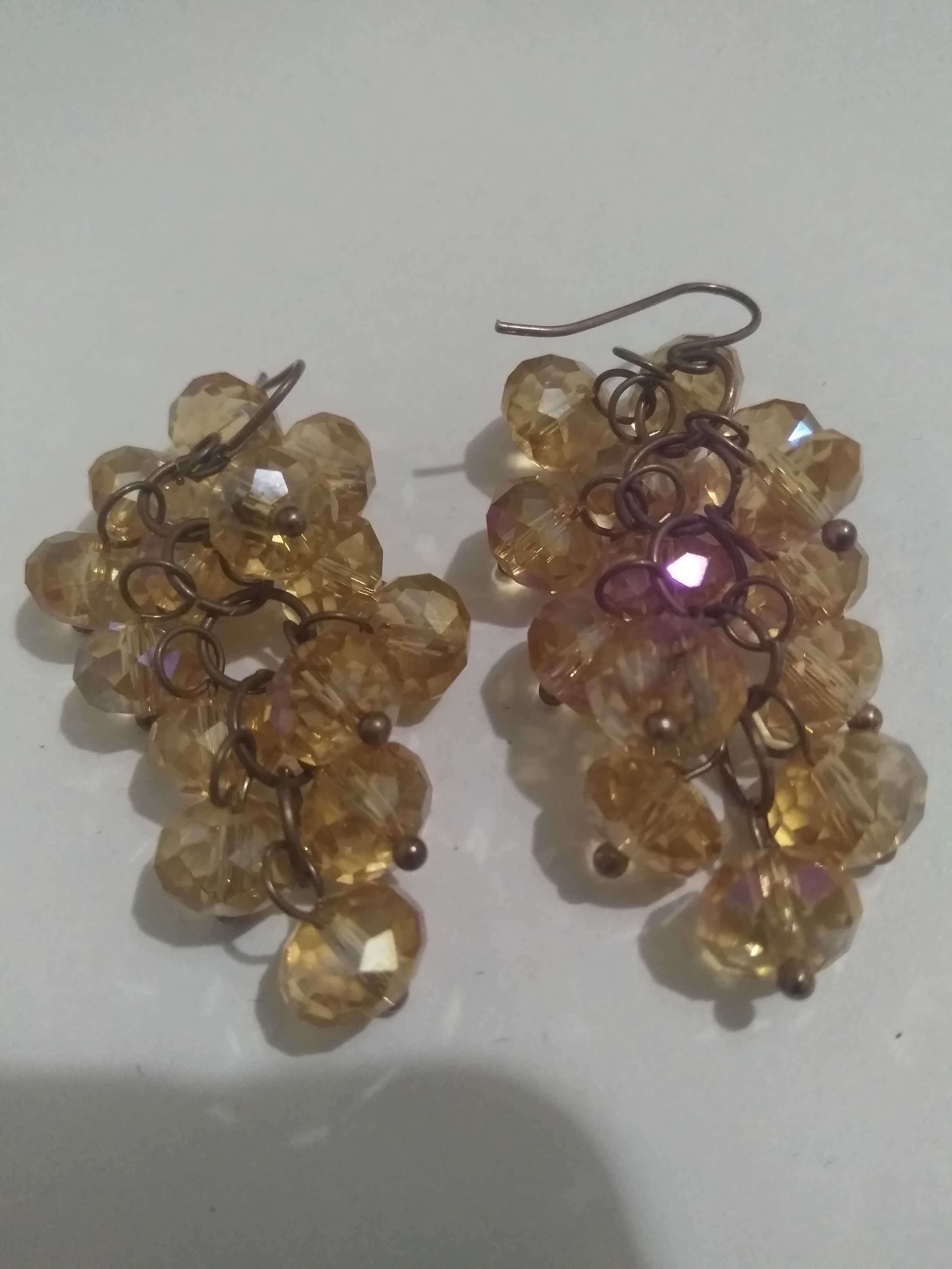 Продам серьги виноград