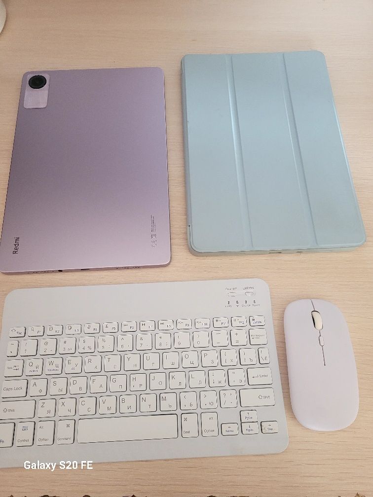 Планшет Xiaomi Redmi Pad SE