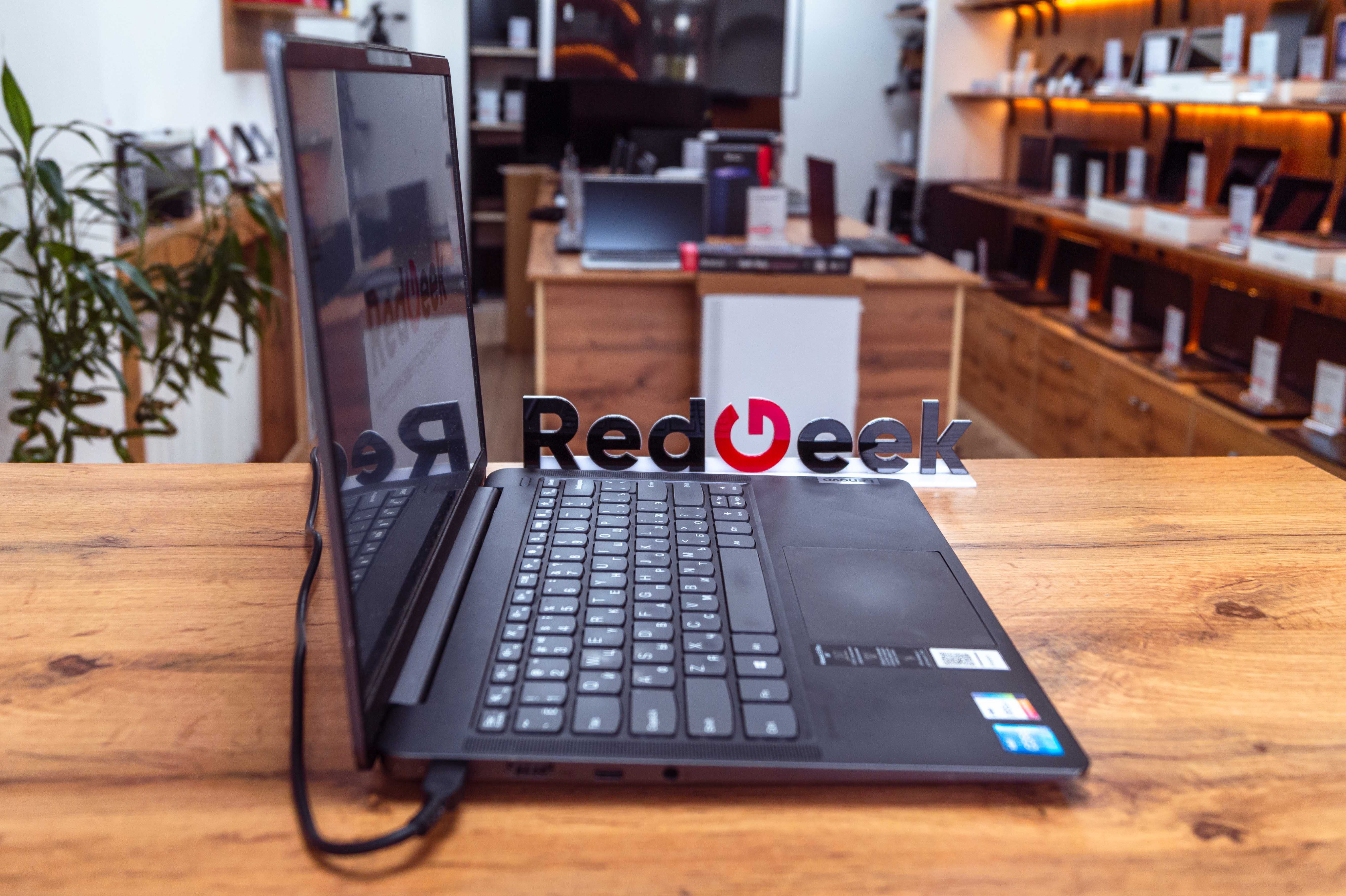 Lenovo IdeaPad 5Pro|Core i5-1135G7|Iris Xe|SSD 512GB|2.2K IPS|Red Geek