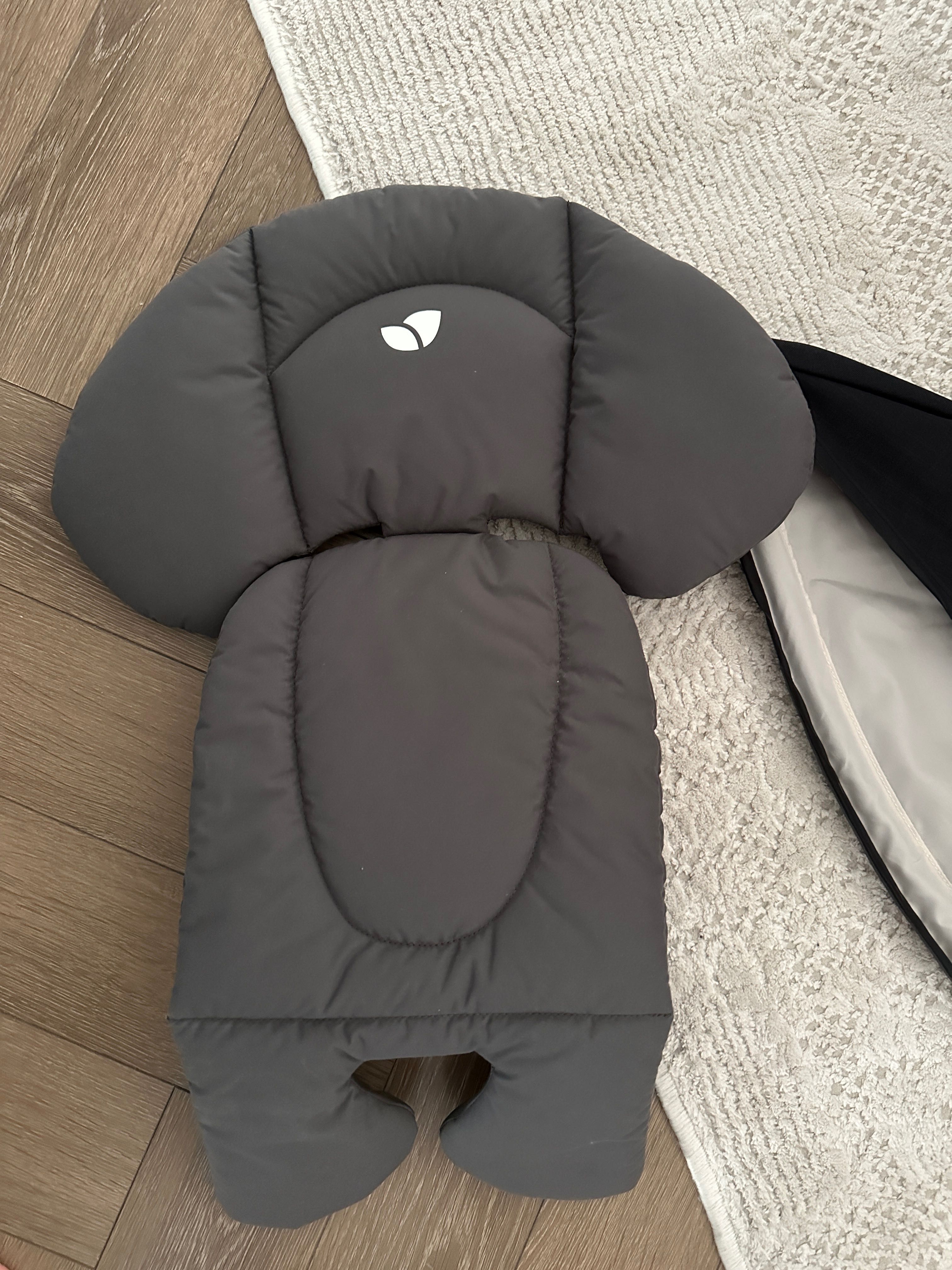 Продам автолюльку Joie gemm