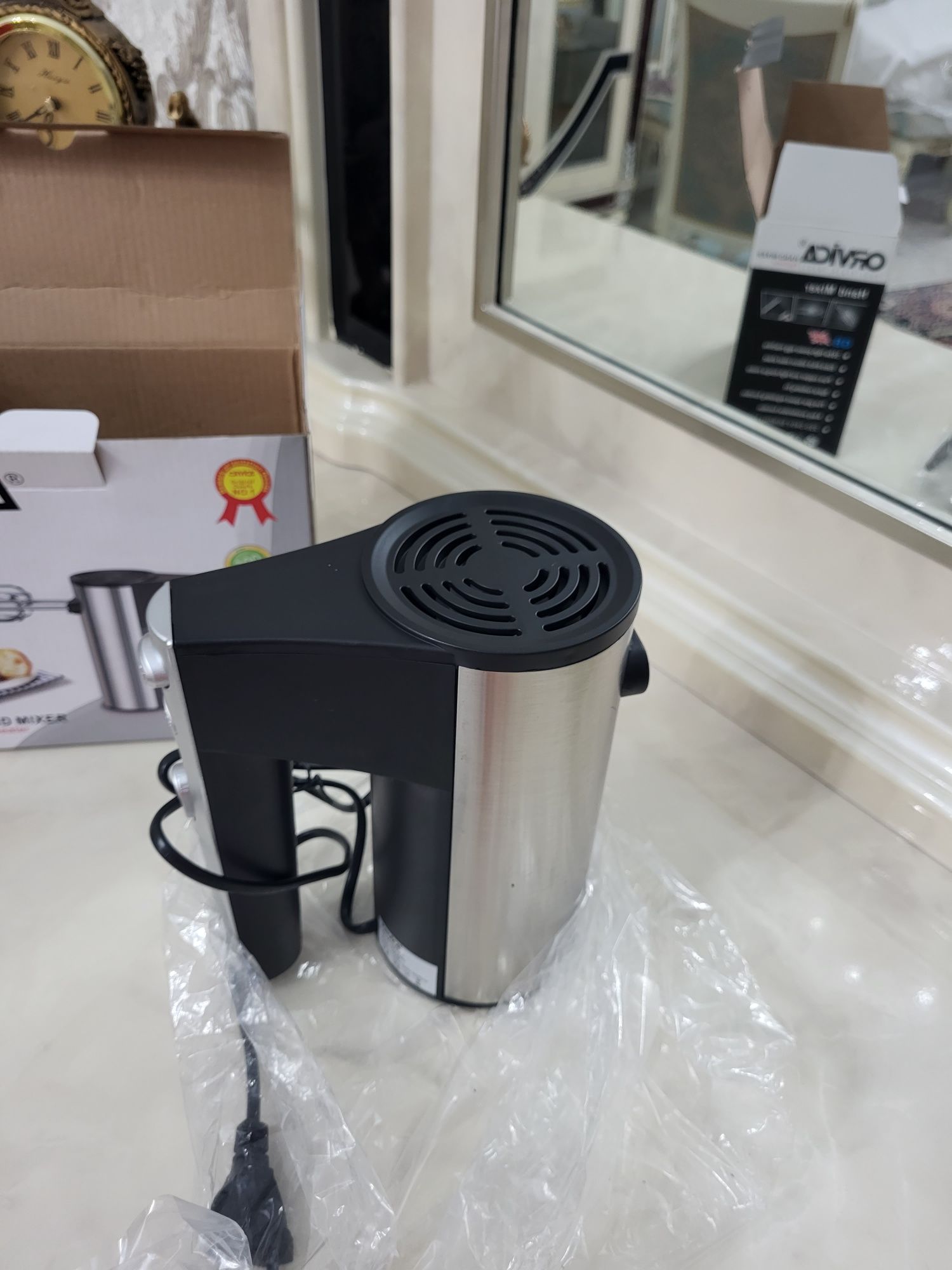 Продам новый миксер