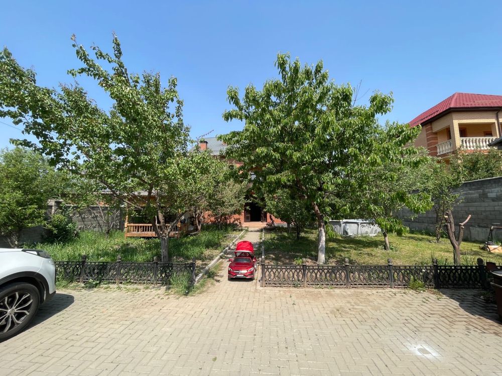 Коттдеж 3 уровня 350 кв Жанатурмыс