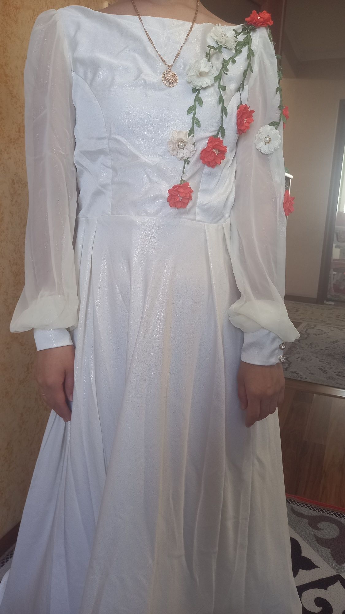 Шикарная нежная платья