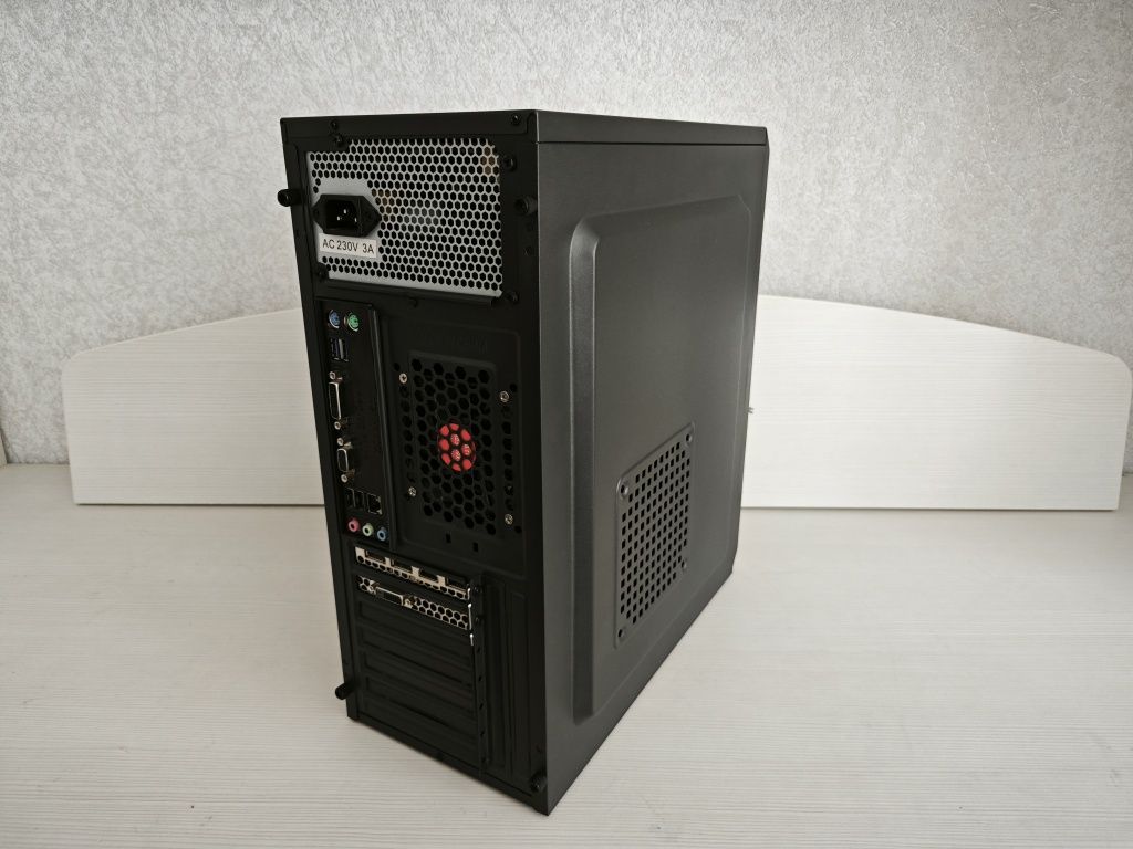 Продам сис. блок Core i5-7400/16GB/1060 3GB/256 SSD/1TB HDD