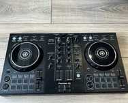 НОВЫЙ PiIONEER ddj 400. 240к