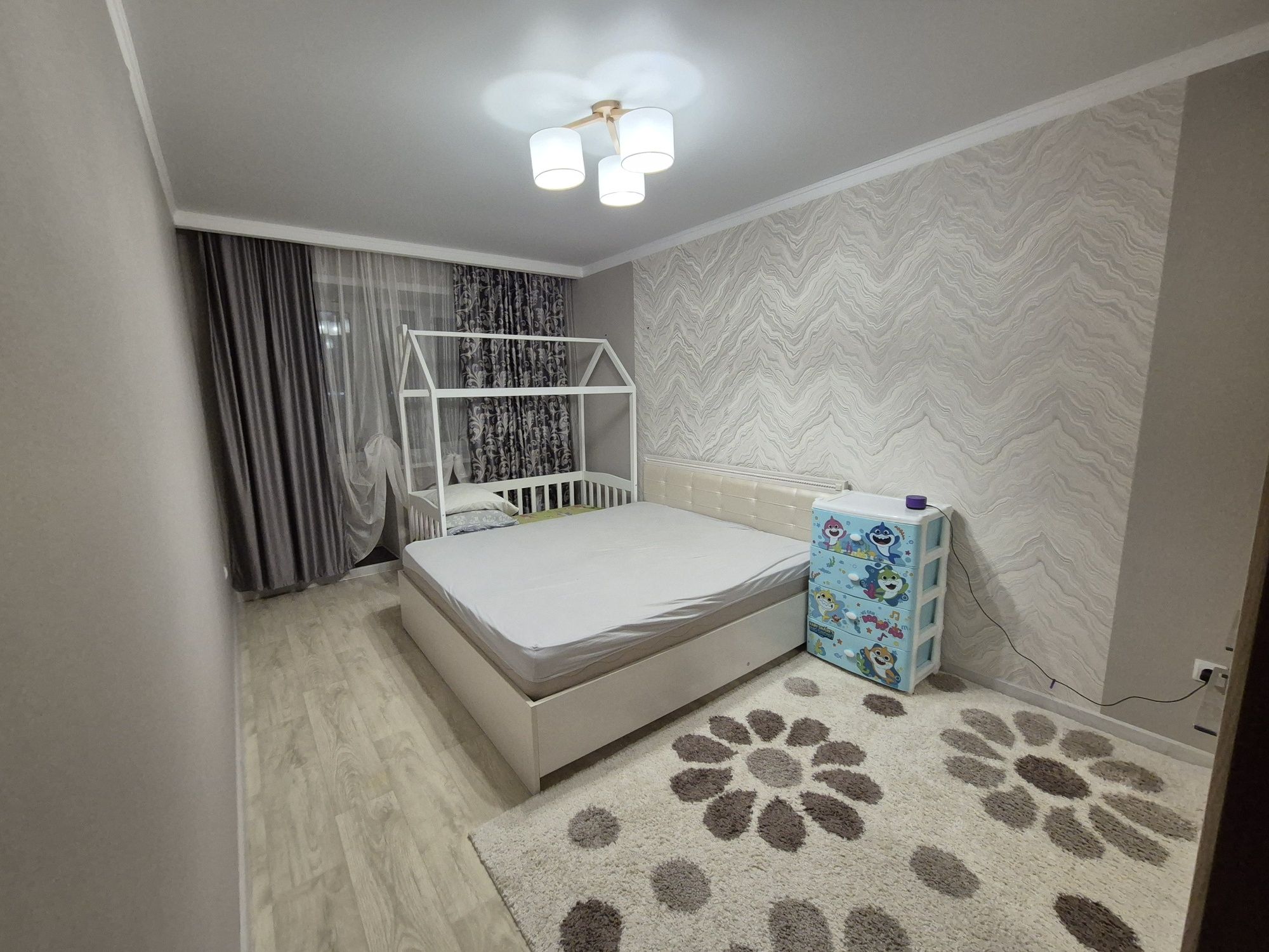 Продам двуспальная кровать