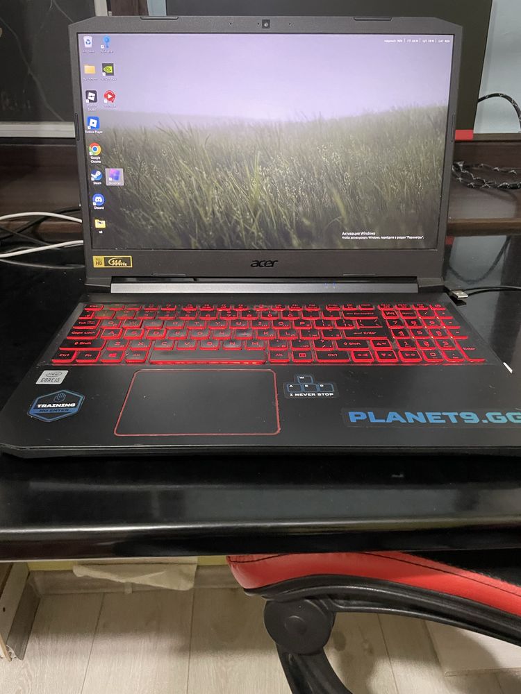 acer nitro 5(rtx 3050),игровой ноутбук идет с комплектом