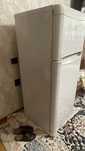 Срочно продам холодильник марка Indesit, состояний рабочий