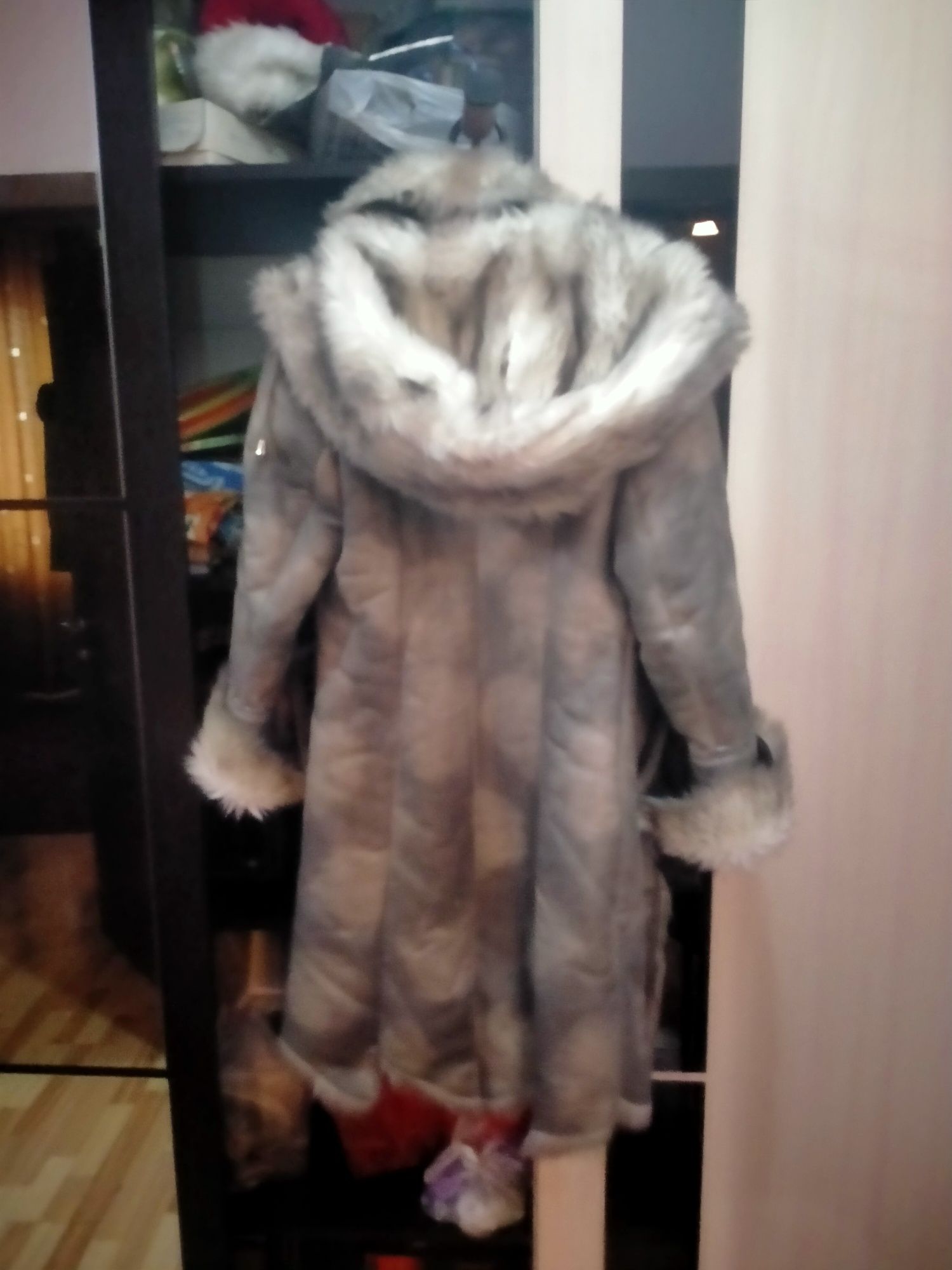 Продам срочно дубленку женскую