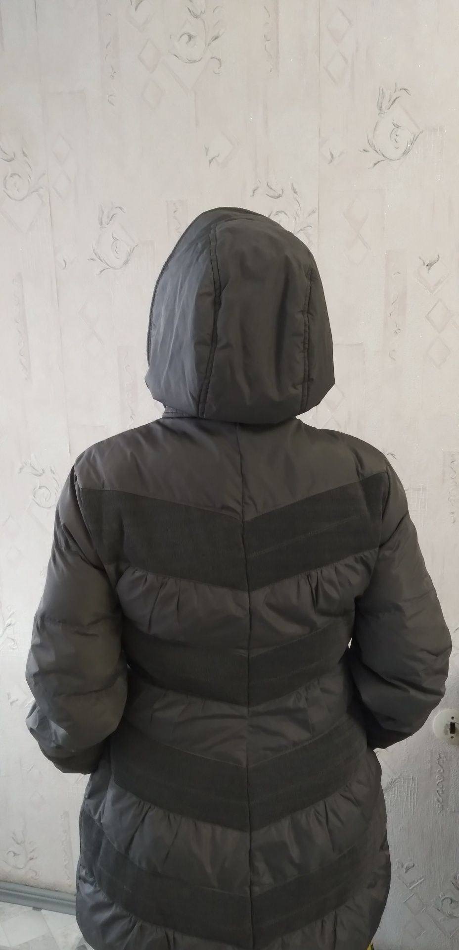 Продаётся пуховик женский