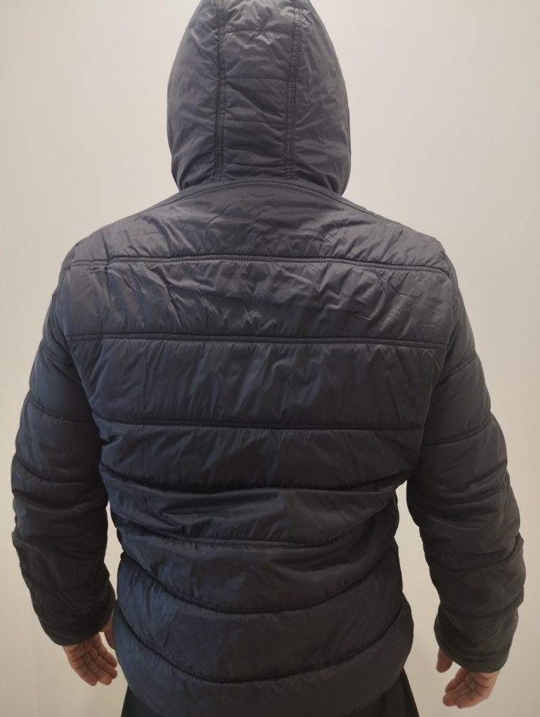 Продам мужскую куртку