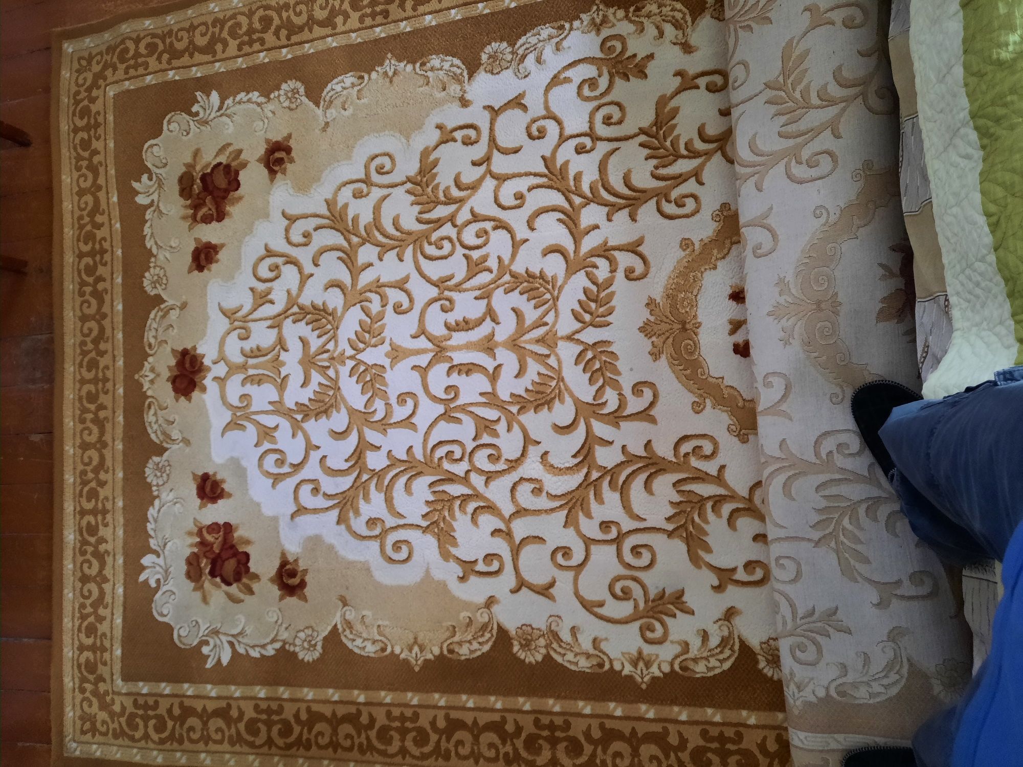 Продаю ковер размер 200×400 см