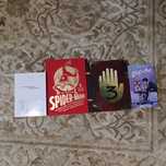 Книги и комиксы (одна с автографом Федора Комикса)