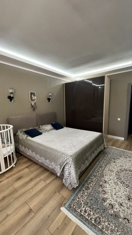 Продам 3 комнатную квартиру. Микрорайон Строитель.