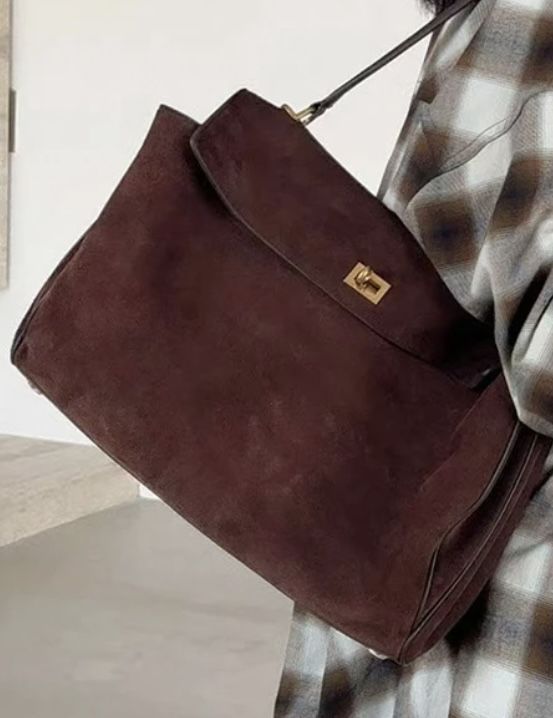 Срочно Продам сумку под balenciaga
