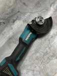 Дисковая пила Makita DGA404. Жезказган мира (543932)