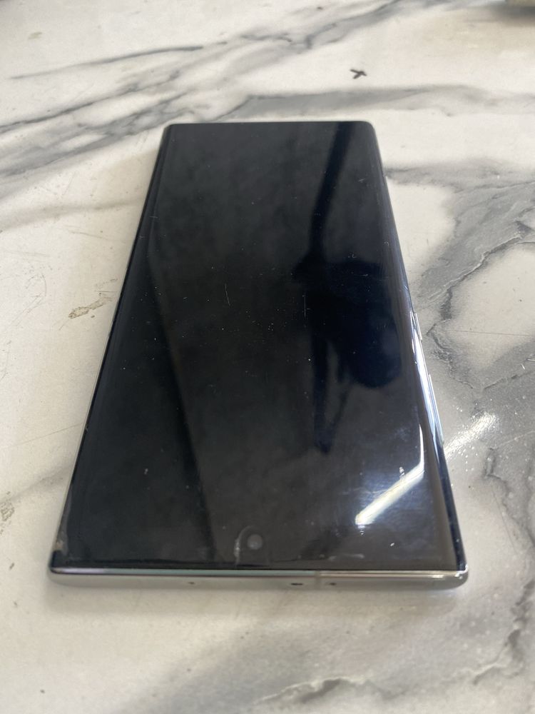 Samsung Note 10+ состояние почти новый