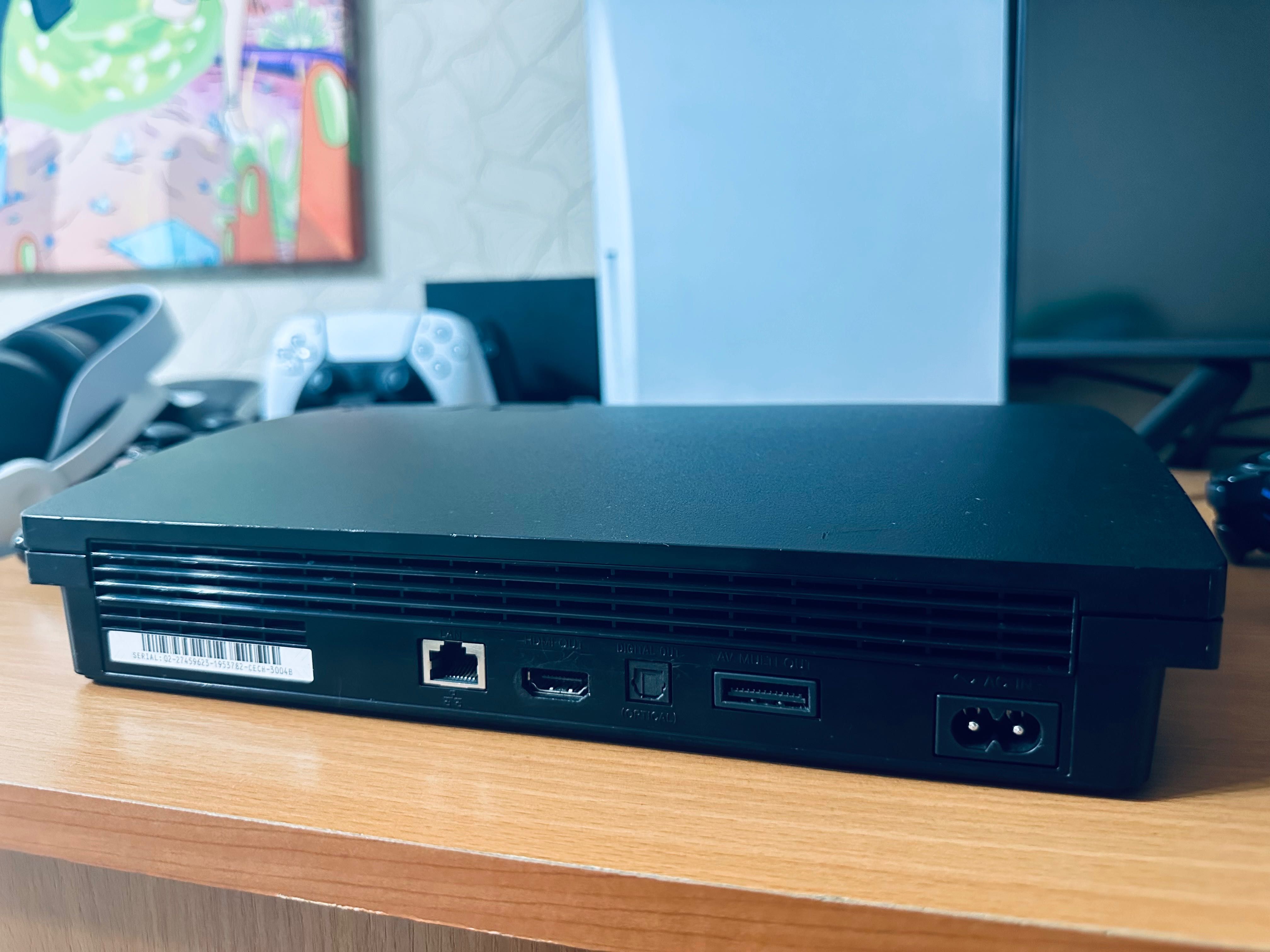 Sony PlayStation 3 Slim 1TB +60игр +2джойстика