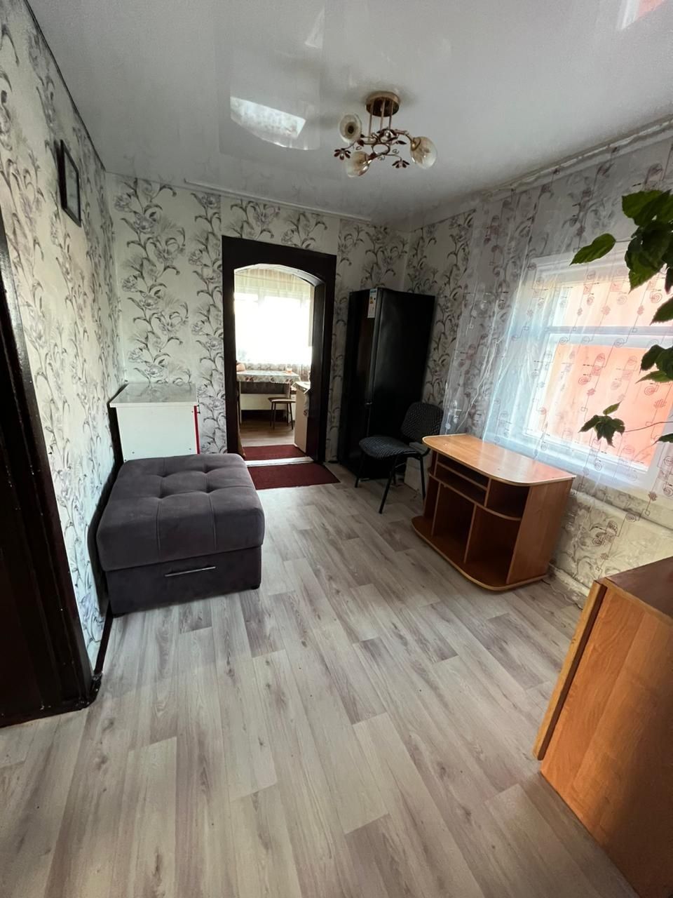Продам 4 комнатный шпальный дом, Рабочий.