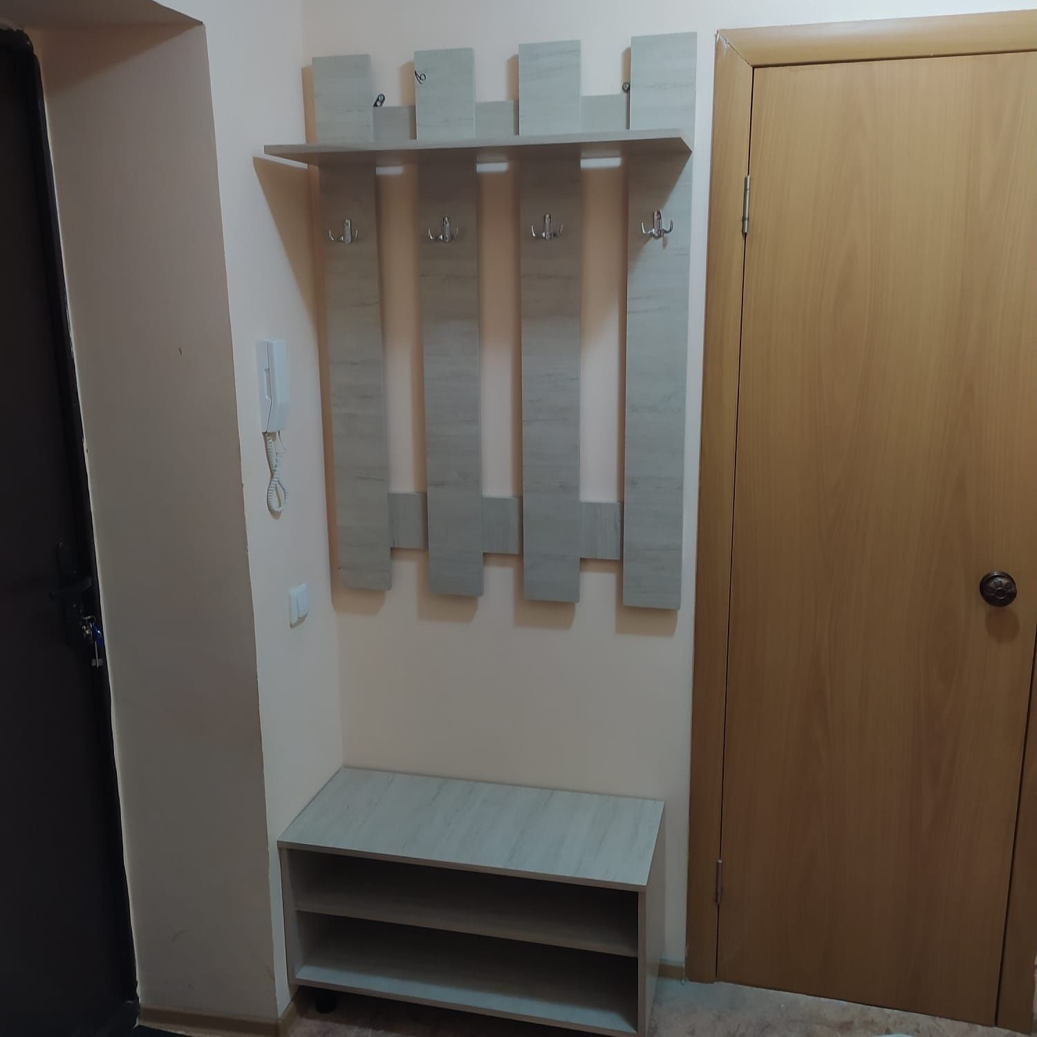 Продаем новые прохожие цвета разные ширина на 80 см