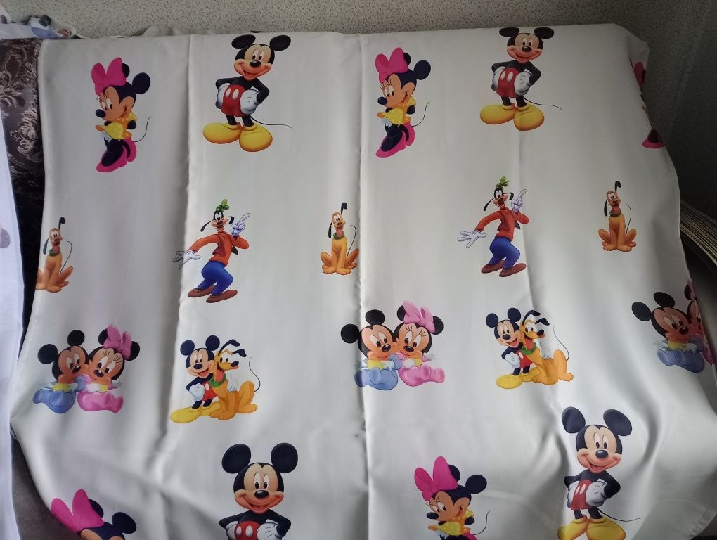 Продам детские шторки и тюль