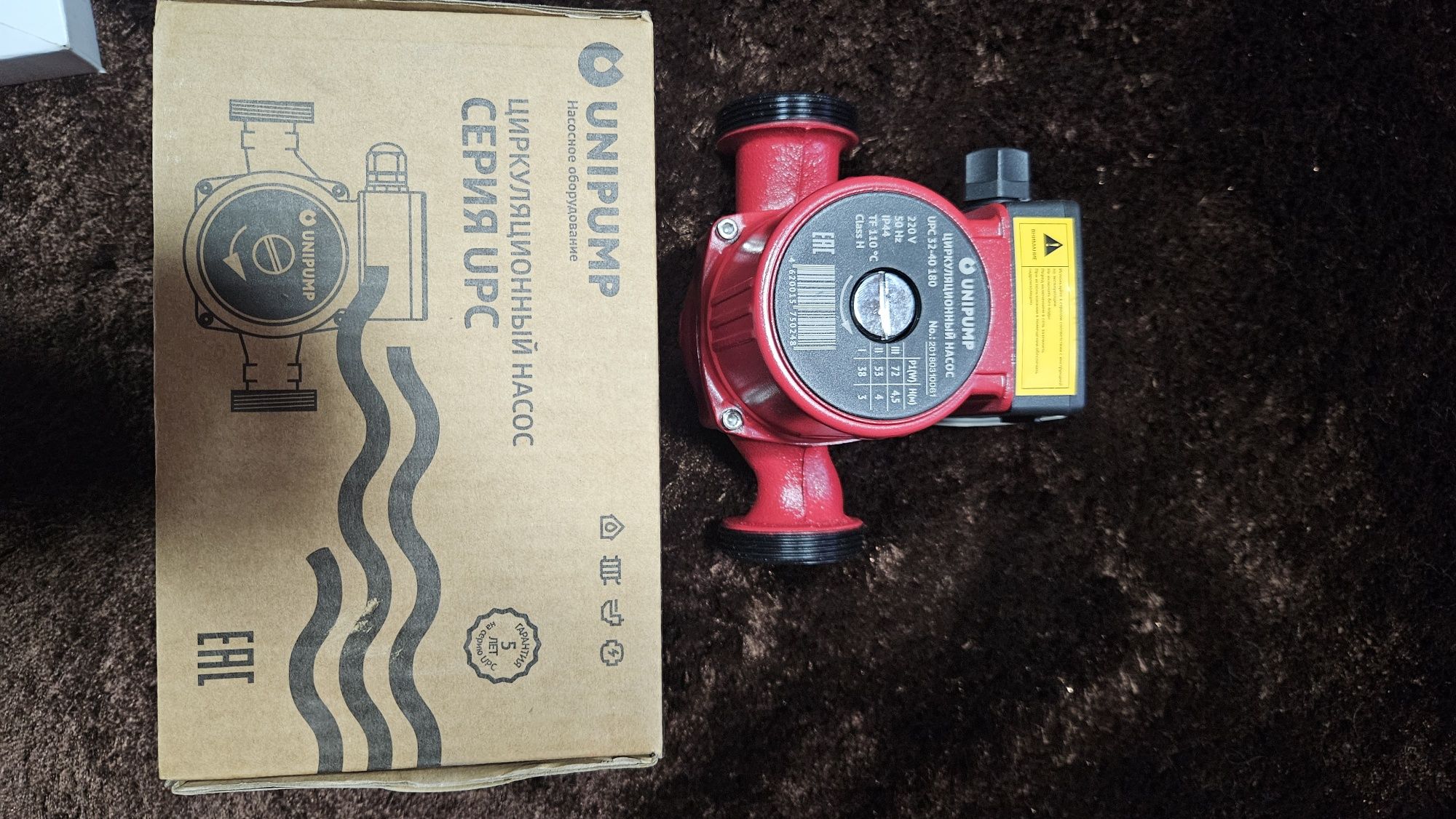 Насос циркуляционный Unipump  UPC 32х40х180, новый.