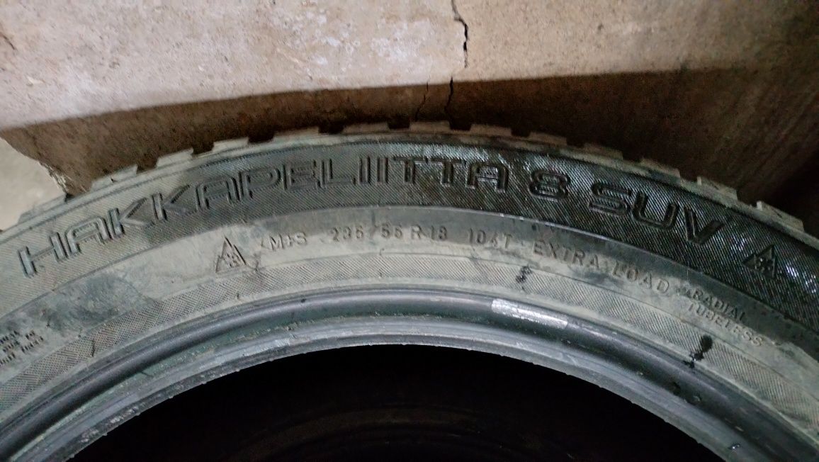 Продам шины 235/55/r18 Hakkapelitta 8