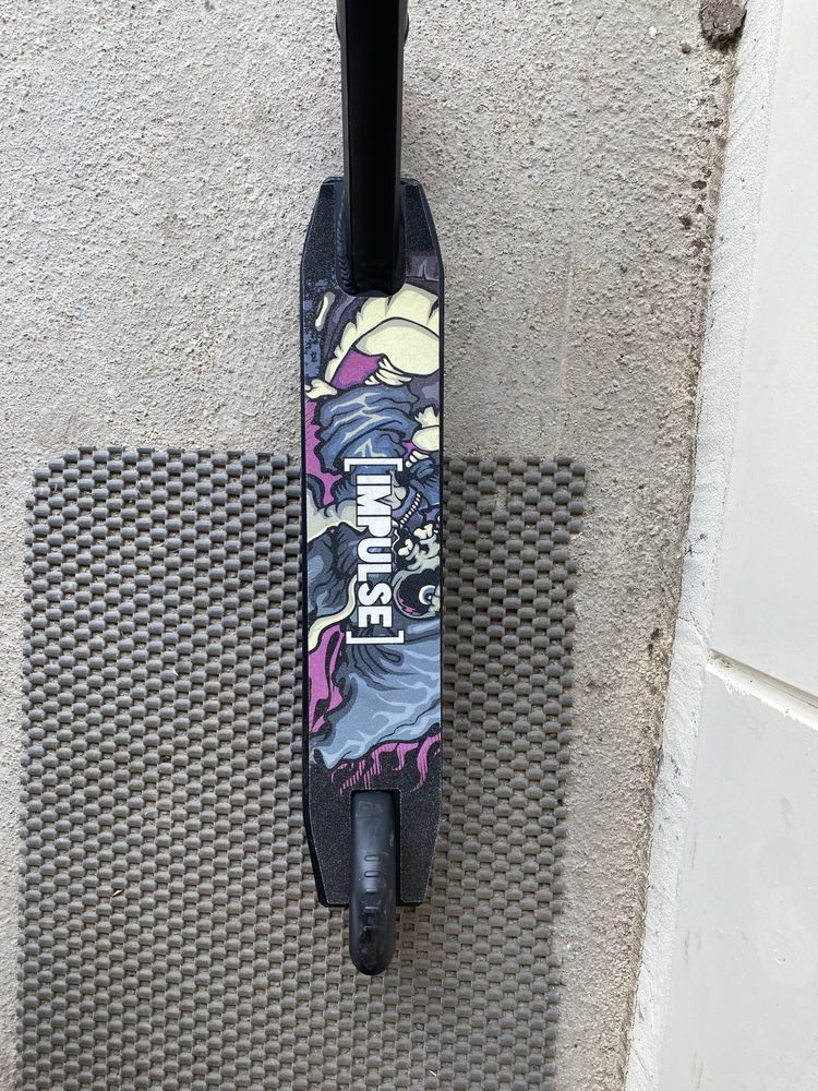 Продам Самокат Scooter