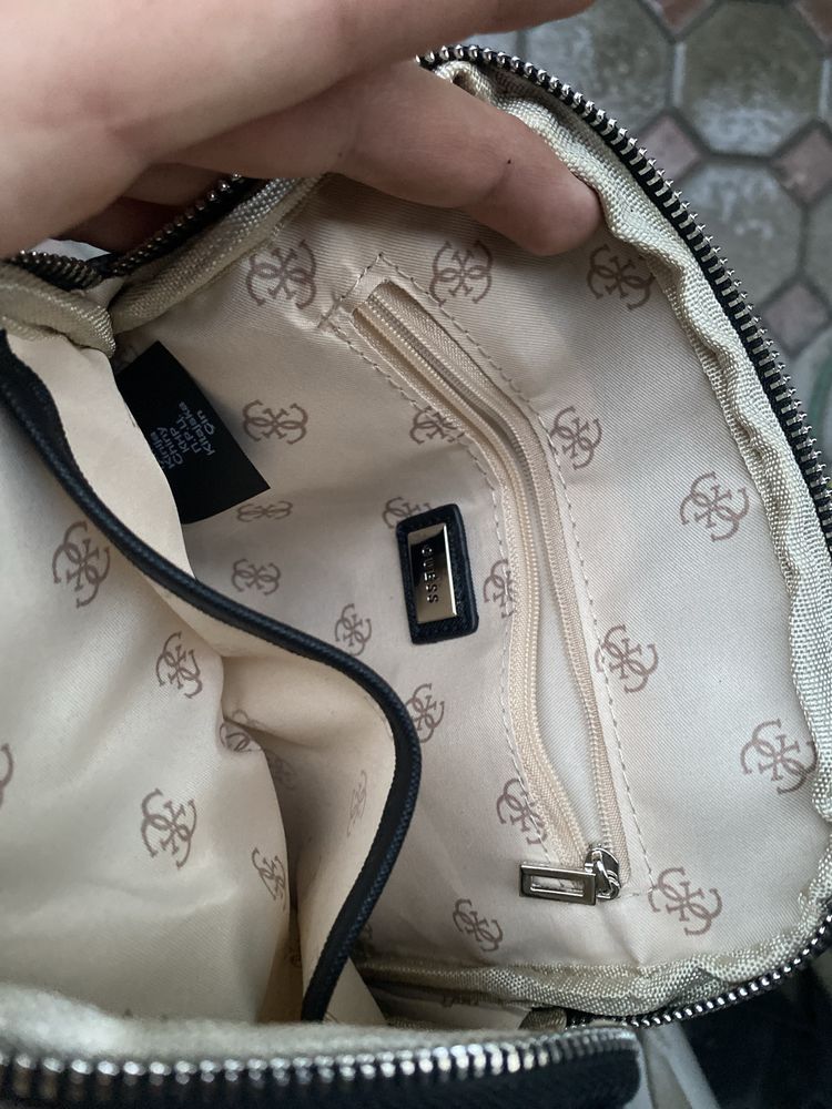 Сумка Guess(хорошее качество)