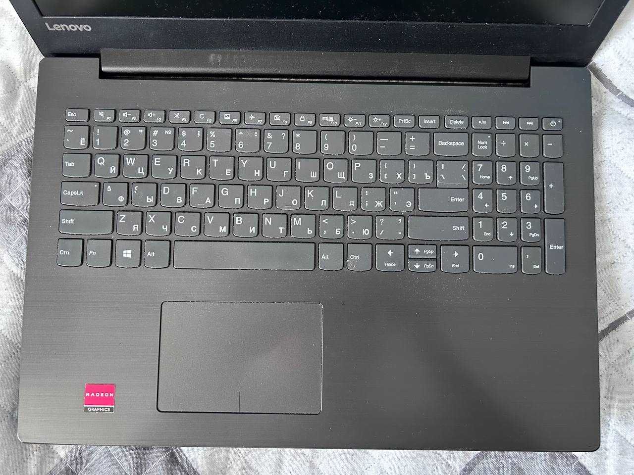 Продам в хорошем состоянии ноутбук Lenovo Ideapad 320-15IKB 80YE
