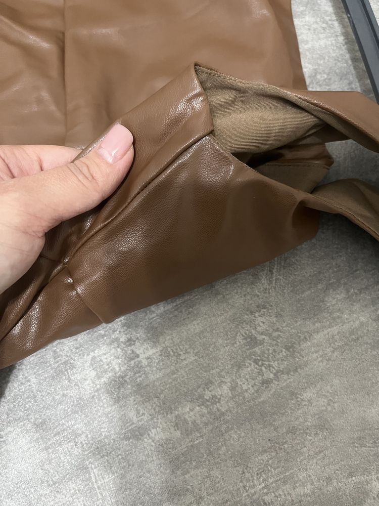 Продам сарафан кожный 44р