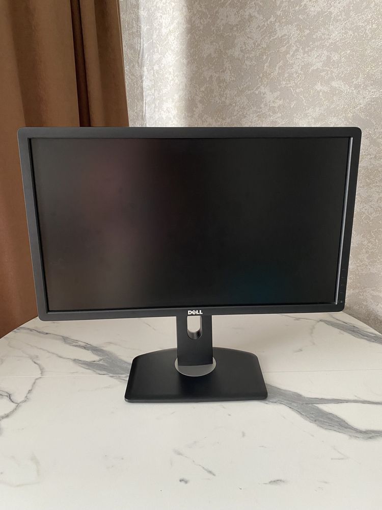 Монитор Dell P2413