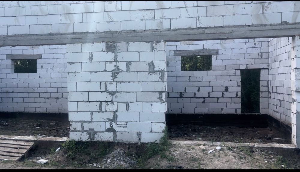 Продам Боксы Недостроеные в черте города