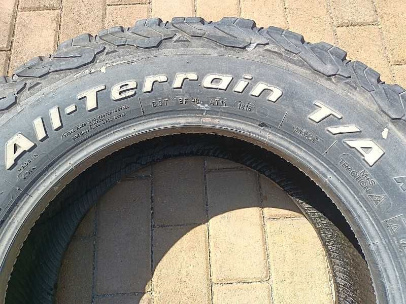 Шины 245/70 R17 - "BFGoodrich All-Terrain T/A" (США), летние.