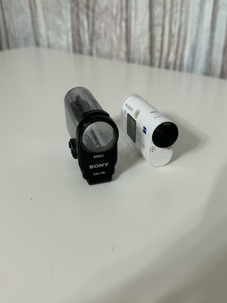 Продам экшн камеру Sony  HDR-AS200VAS-