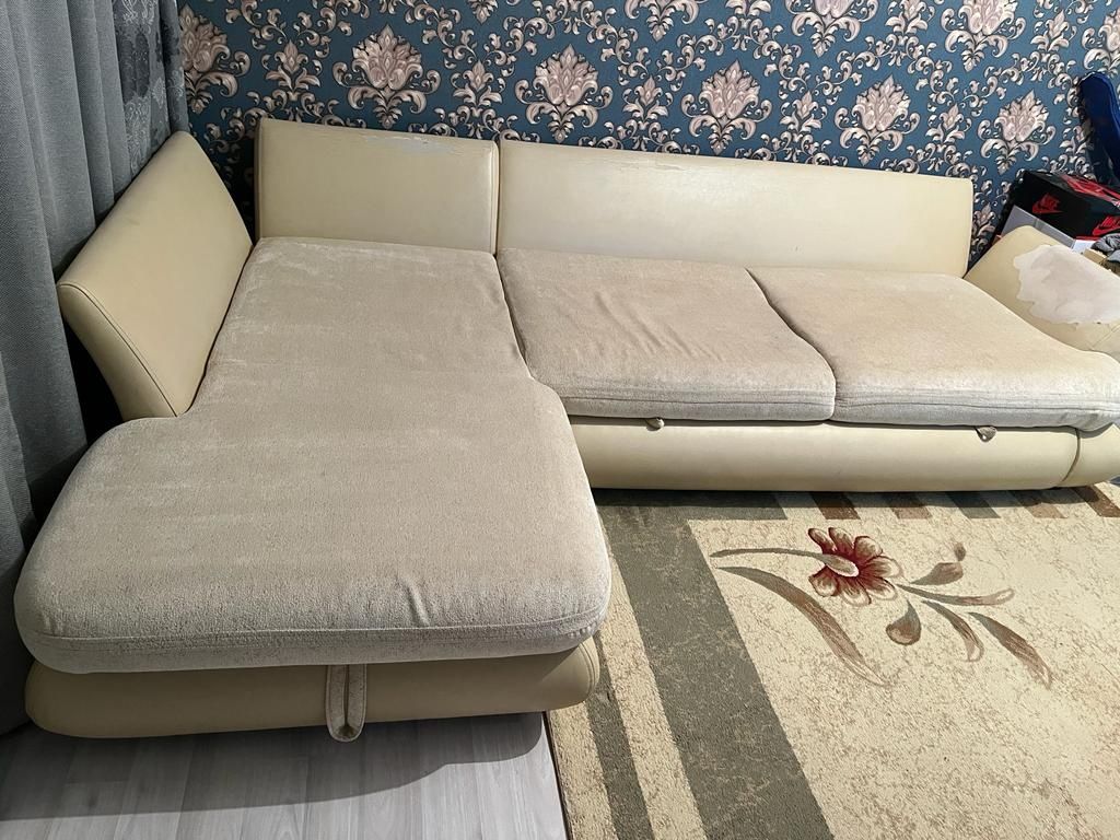 Продам диван в хорошем состоянии