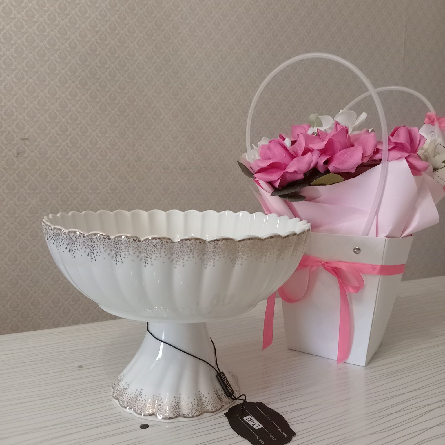 Фруктовница, ваза