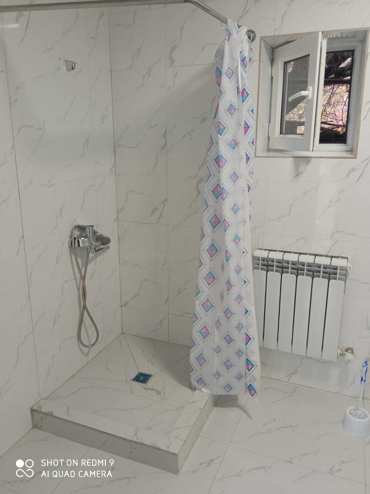 Продам 2 дома с готовым бизнесом