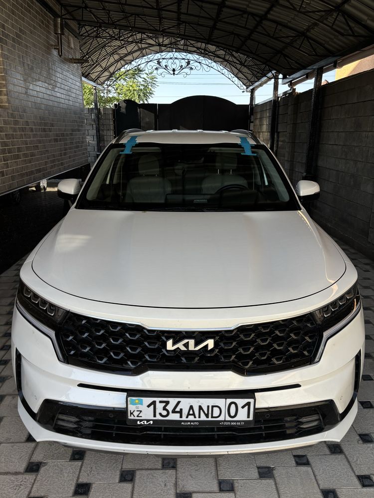 Лобовый задние боковые автостекла