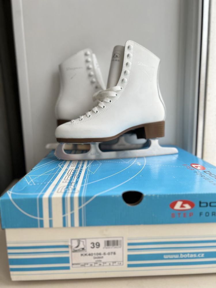 Коньки фигурные Botas Dagmar новые