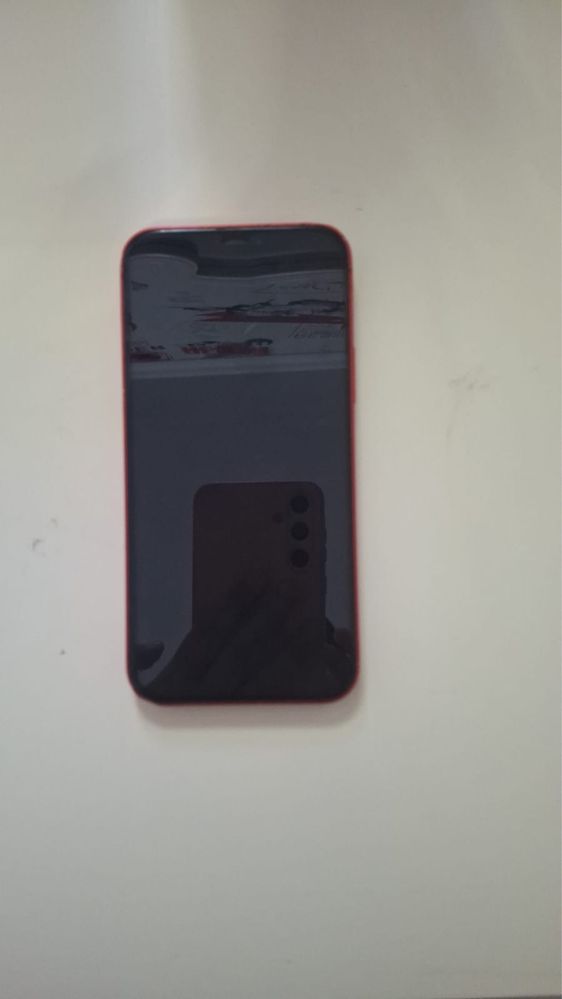 Iphone 12 красный