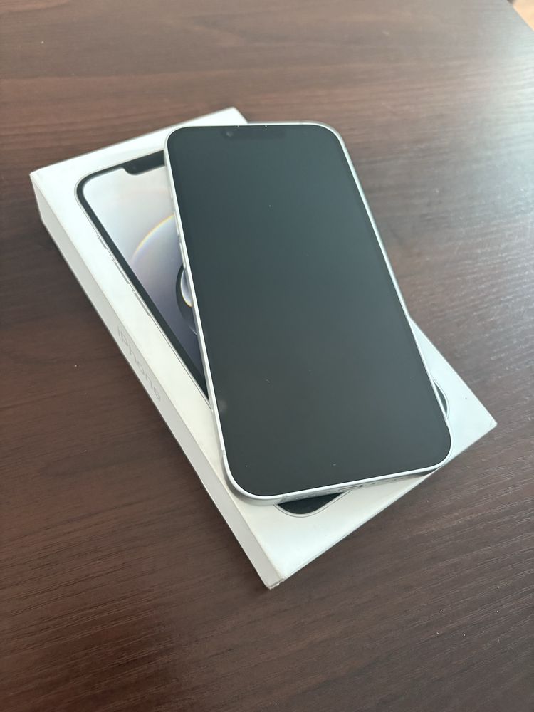 iPhone 16e 128gb НОВЫЙ