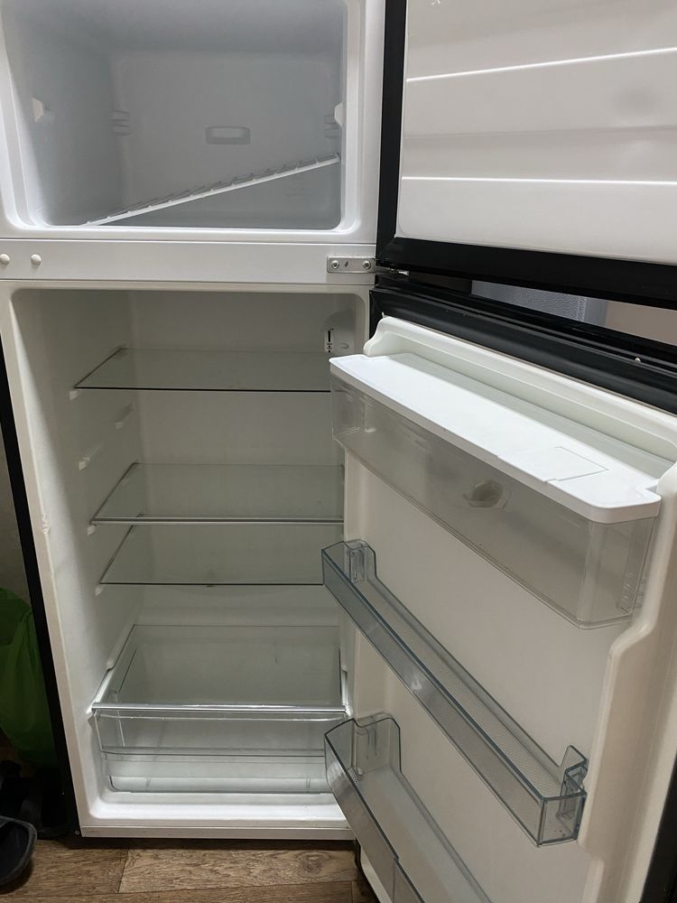 Холодильник midea