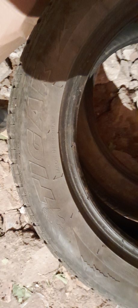 Продам шины зимние