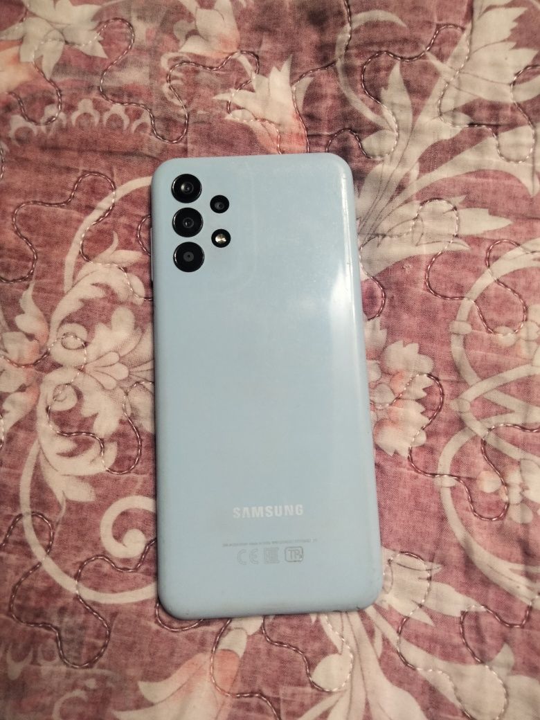 Продам Самсунг A13 64gb