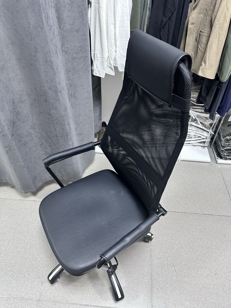 Продам офисное кресло