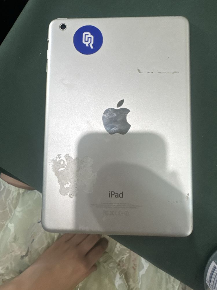Ipad  mini незнаю точно