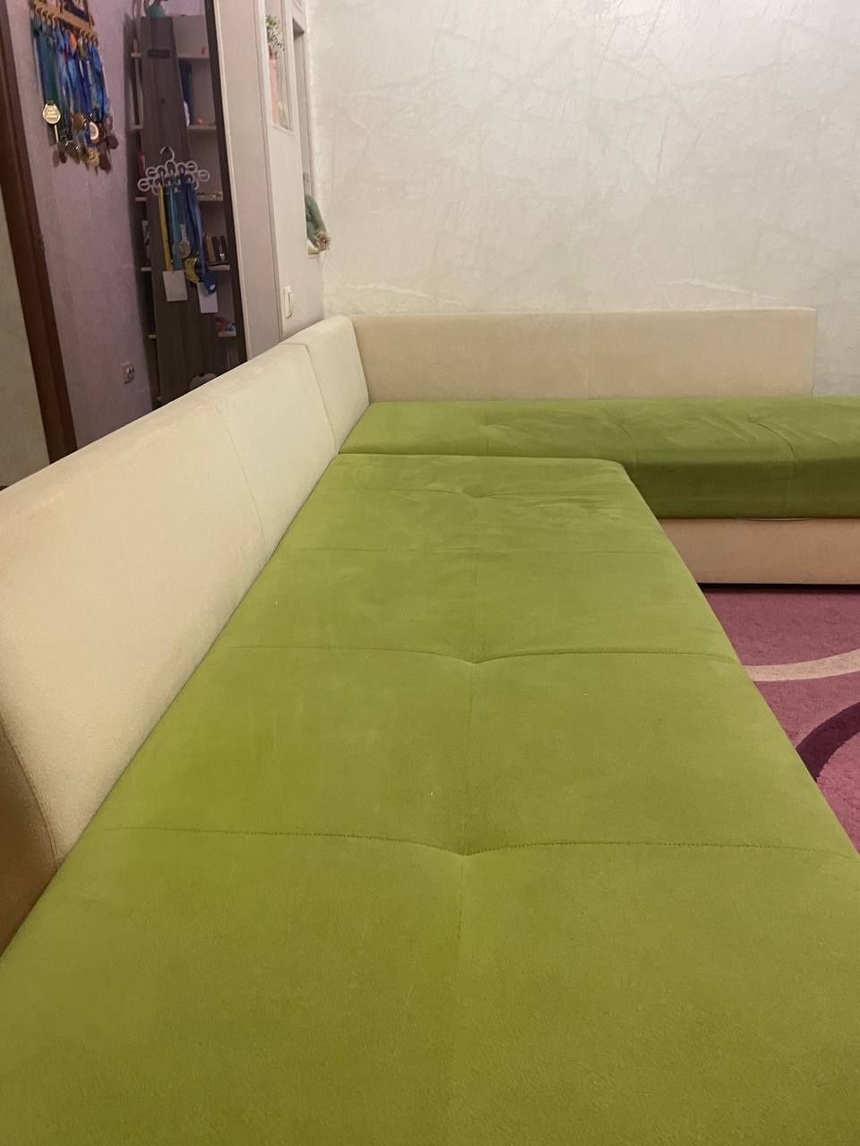 Диван угловой, раскладывается